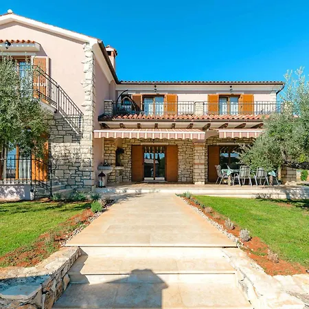 In - Istrien 52055 Villa