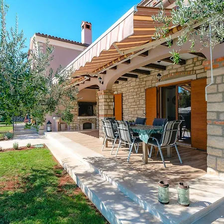 Villa In - Istrien 52055 Radetići